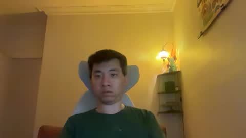 Snapshot of zeroventure chatting on 09.15.25 zeroventure online show from 09.15.25