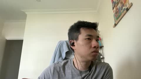 Snapshot of zeroventure chatting on 09.16.25 zeroventure online show from 09.16.25