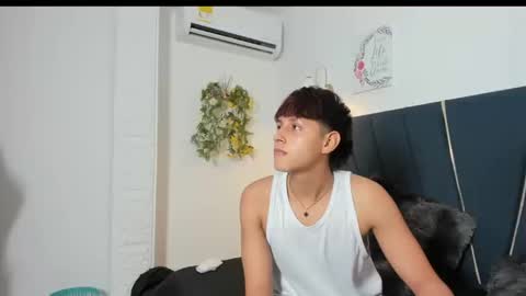 zeusapollofuck online show from 09.13.25