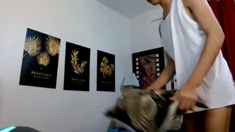 Snapshot of zevierbalte chatting on 11.27.25 zavier skinny asian online show from 11.27.25