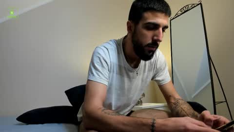 ZEYN online show from 10.02.25