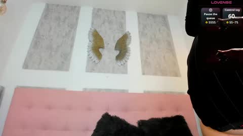 ZHAMIRA  ANDRES online show from 03.21.26