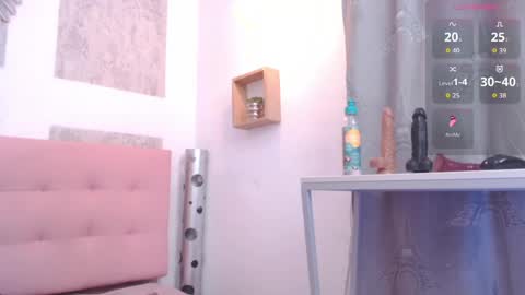 ZHAMIRA  ANDRES online show from 05.11.26