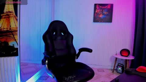 zhoestrong online show from 04.16.26