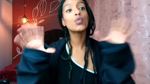 Zia Green online show from 01.07.25