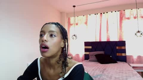 Zia Green online show from 02.05.25