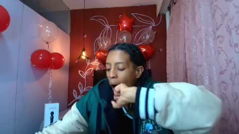 Zia Green online show from 02.12.25