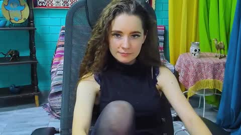 Snapshot of zianichols chatting on 01.29.25 zianichols online show from 01.29.25