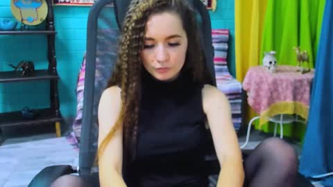 Snapshot of zianichols chatting on 01.30.25 zianichols online show from 01.30.25