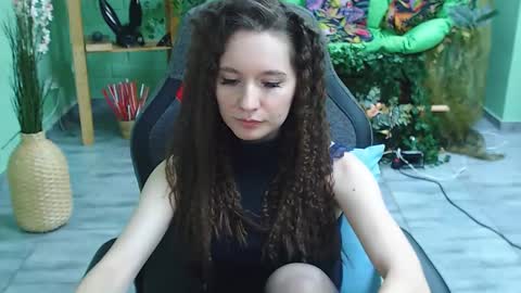 Snapshot of zianichols chatting on 02.27.25 zianichols online show from 02.27.25