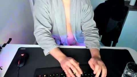 ziemlichflutschig online show from 12.13.24