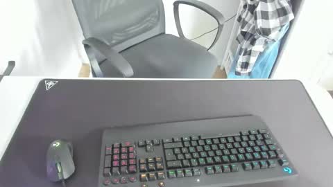 ziemlichflutschig online show from 02.16.25