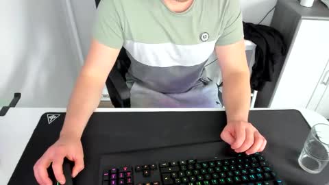 ziemlichflutschig online show from 03.12.25