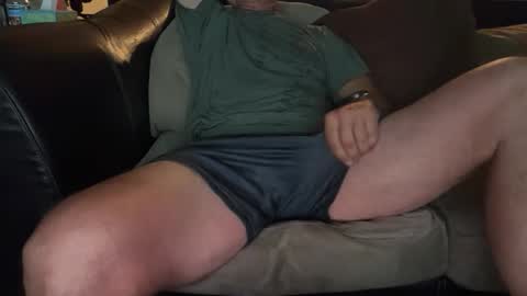 Snapshot of zimmy22 chatting on 10.26.25 Zimmy22 online show from 10.26.25