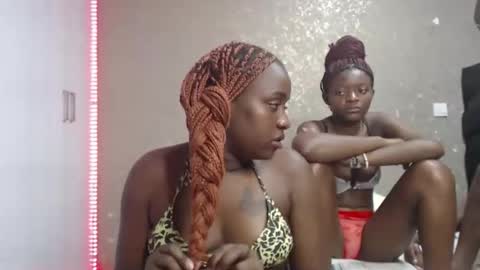 Zinadine online show from 02.28.26