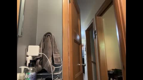 Snapshot of zinger283069 chatting on 01.06.25 zinger283069 online show from 01.06.25