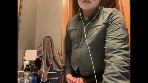 Snapshot of zinger283069 chatting on 01.30.25 zinger283069 online show from 01.30.25