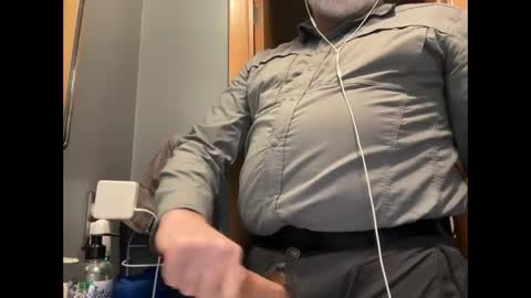 Snapshot of zinger283069 chatting on 02.04.25 zinger283069 online show from 02.04.25