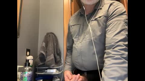 Snapshot of zinger283069 chatting on 02.25.25 zinger283069 online show from 02.25.25