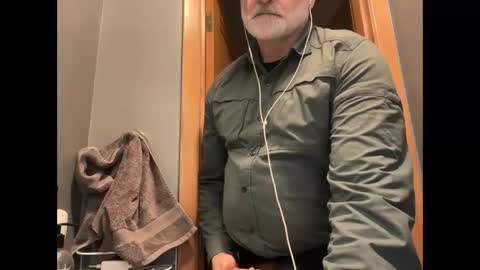 Snapshot of zinger283069 chatting on 03.07.25 zinger283069 online show from 03.07.25