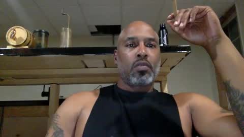 zionlion22 online show from 10.10.25