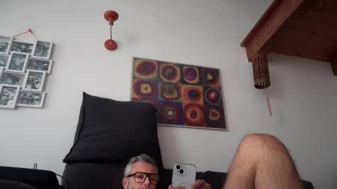 zkopa69 online show from 10.10.25