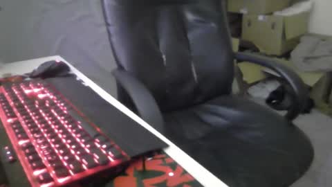 Snapshot of zkraston11 chatting on 03.02.25 zkraston11 online show from 03.02.25