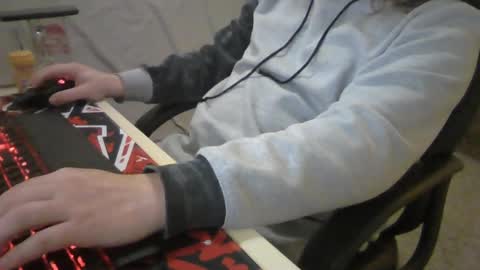 Snapshot of zkraston11 chatting on 03.03.25 zkraston11 online show from 03.03.25