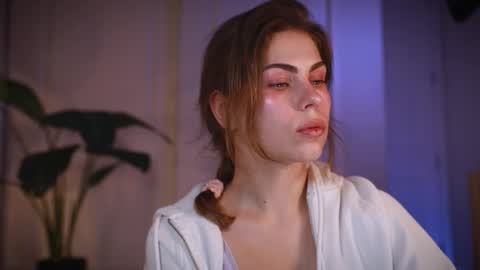 Zara  Join next live  at 5PM EST  online show from 01.05.26