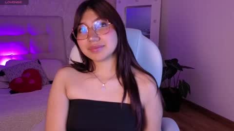 zoe  online show from 10.03.25