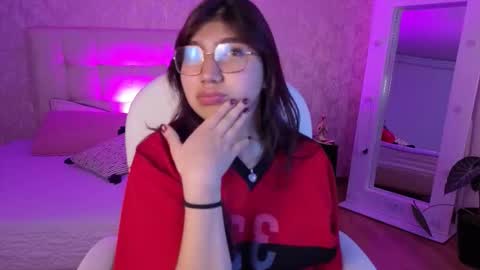 zoe  online show from 10.08.25