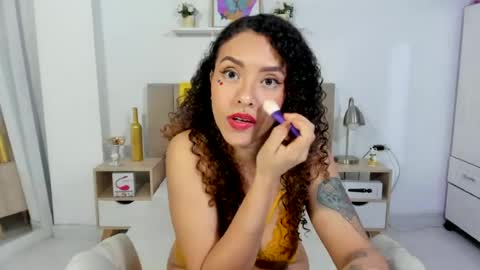 Snapshot of zoe_gruber chatting on 06.24.26 Zoe Gruber online show from 06.24.26