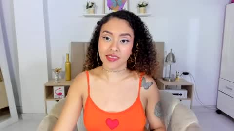 Snapshot of zoe_gruber chatting on 07.16.26 Zoe Gruber online show from 07.16.26