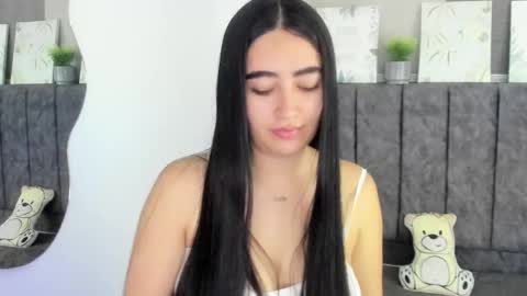 zoe_jones7 online show from 01.14.26