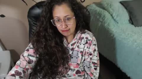 Zoe Koller online show from 11.16.25