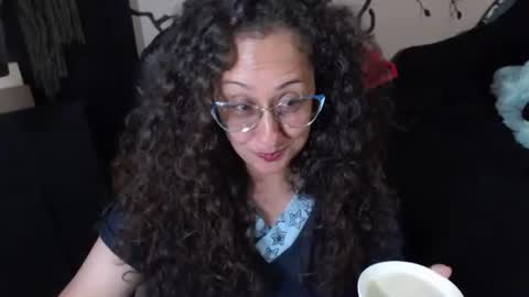 Snapshot of zoe_koller chatting on 06.13.26 Zoe Koller online show from 06.13.26
