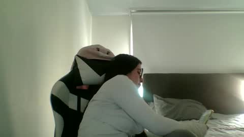 Zoe online show from 11.12.25