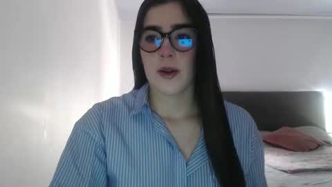 Snapshot of zoe_mill33r chatting on 02.20.26 Zoe online show from 02.20.26