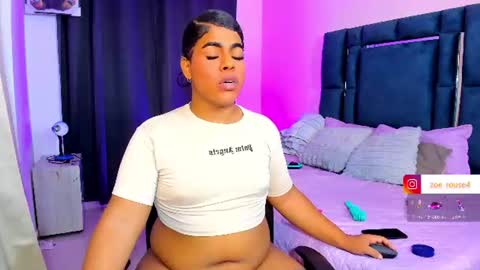 zoe_rosee4 online show from 07.10.26