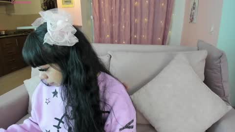 zoe_sullivan_ online show from 01.13.25