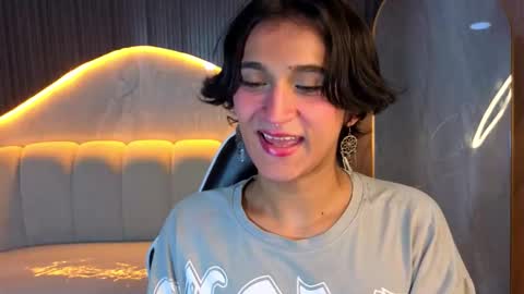 Zoe online show from 12.16.25