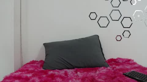 Carolina online show from 11.21.25