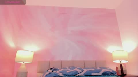 zoeblanc online show from 03.31.26