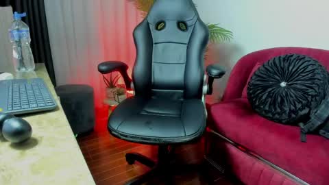 Zoe online show from 04.18.26