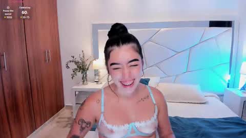 Snapshot of zoee_jackson chatting on 03.12.25  zoee jackson online show from 03.12.25