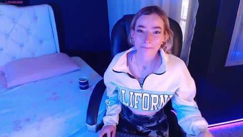 zoe online show from 01.08.25