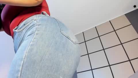 zoee_zi online show from 05.28.26
