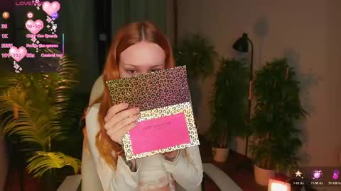 Snapshot of zoeford_ chatting on 05.25.26 ZOE online show from 05.25.26