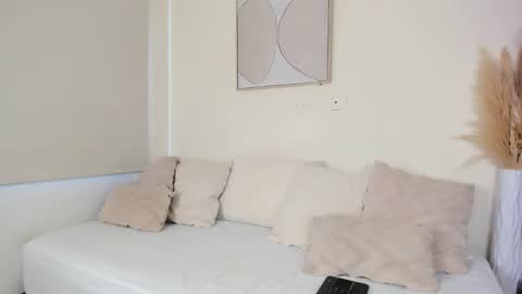 zoegarner10 online show from 01.12.26