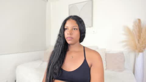 zoegarner10 online show from 04.18.26